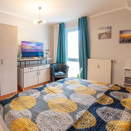 Ferienwohnung-30-strandhaus-moenchgut-endloser-sandstrand-und-das-weite-meer * 로베