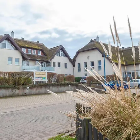 Ferienwohnung-30-strandhaus-moenchgut-endloser-sandstrand-und-das-weite-meer *