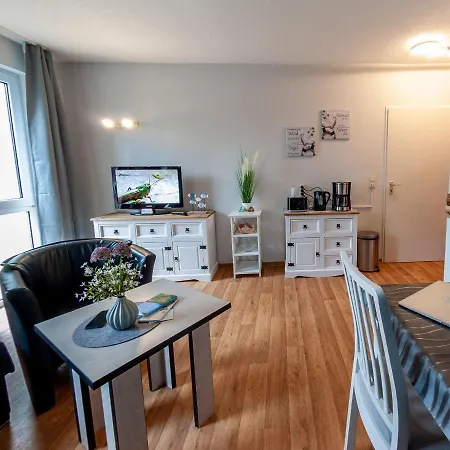 Ferienwohnung-30-strandhaus-moenchgut-endloser-sandstrand-und-das-weite-meer